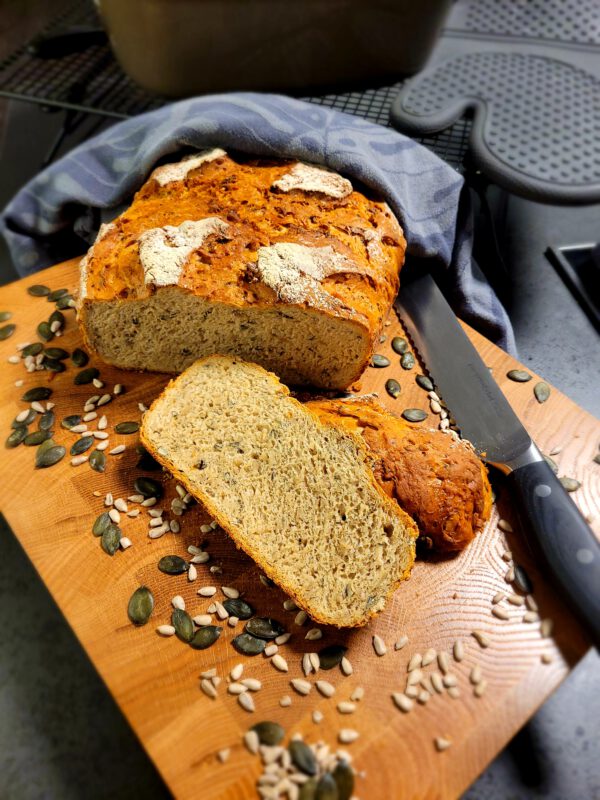 Dunkles Körnerbrot mit Buttermilch – nadjas.kitchen.possible